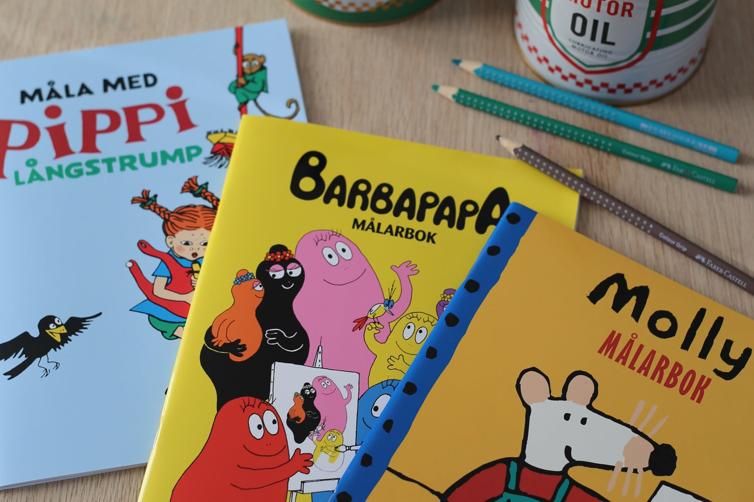 Malebøger med Pippi, Barbar og Malle.