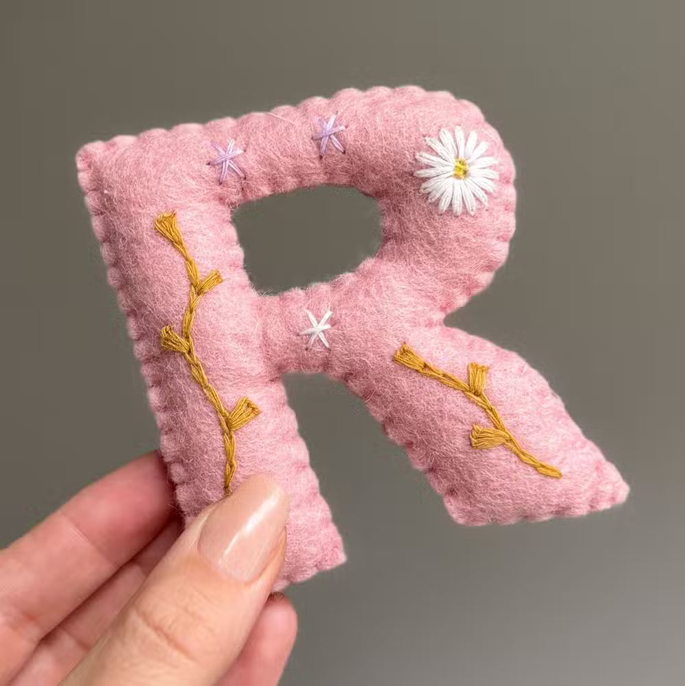 Gamcha Bogstav Light Pink Daisy