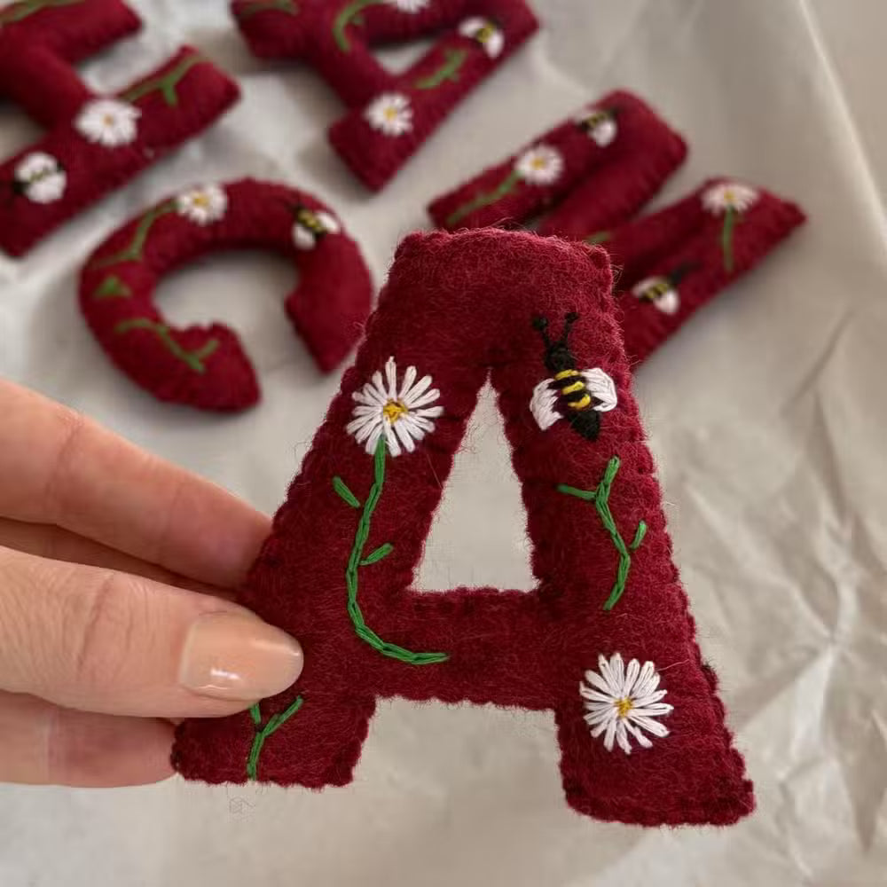 Gamcha Bogstav Bordeaux Bi