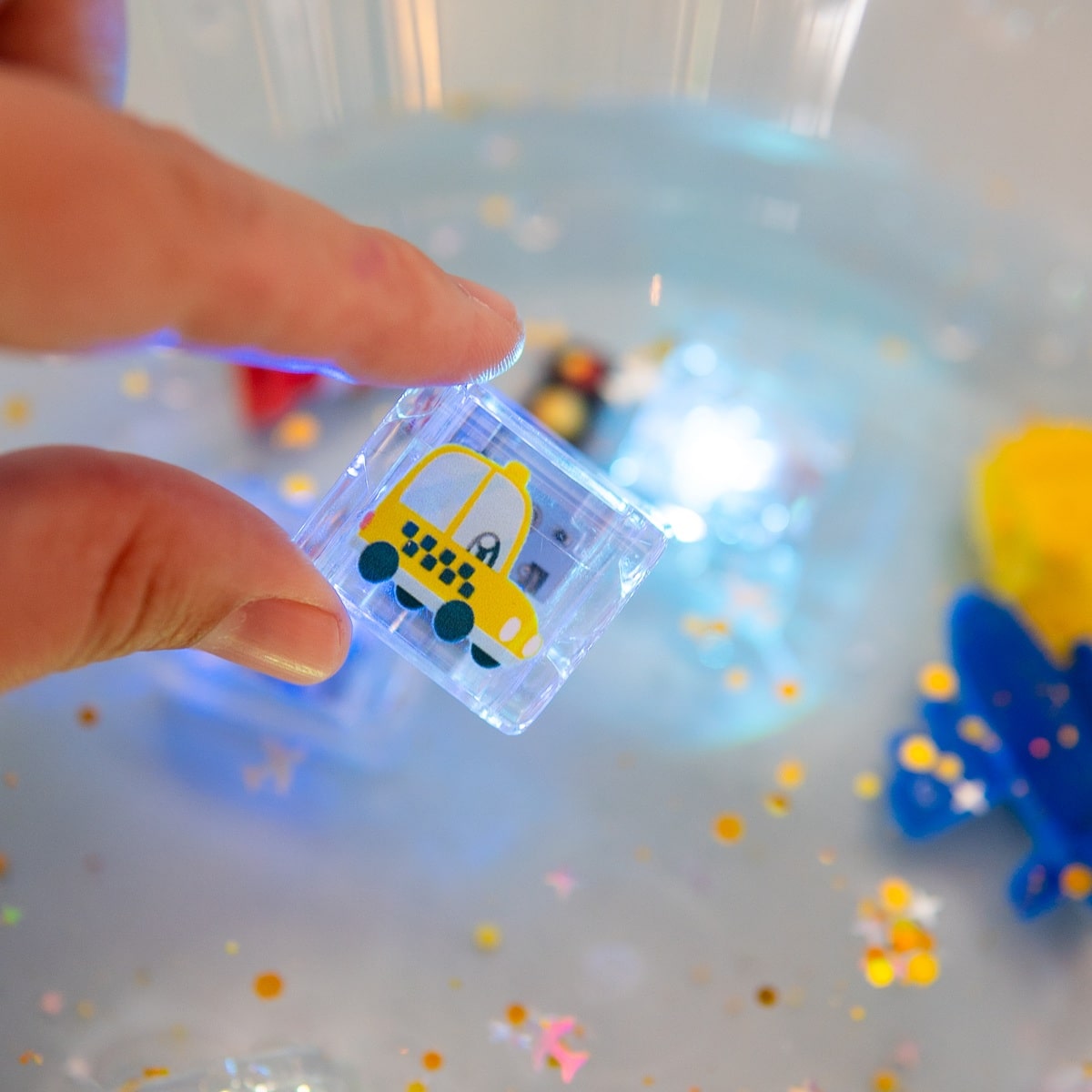 Glo Pals Sansekuber Med Lys Auto