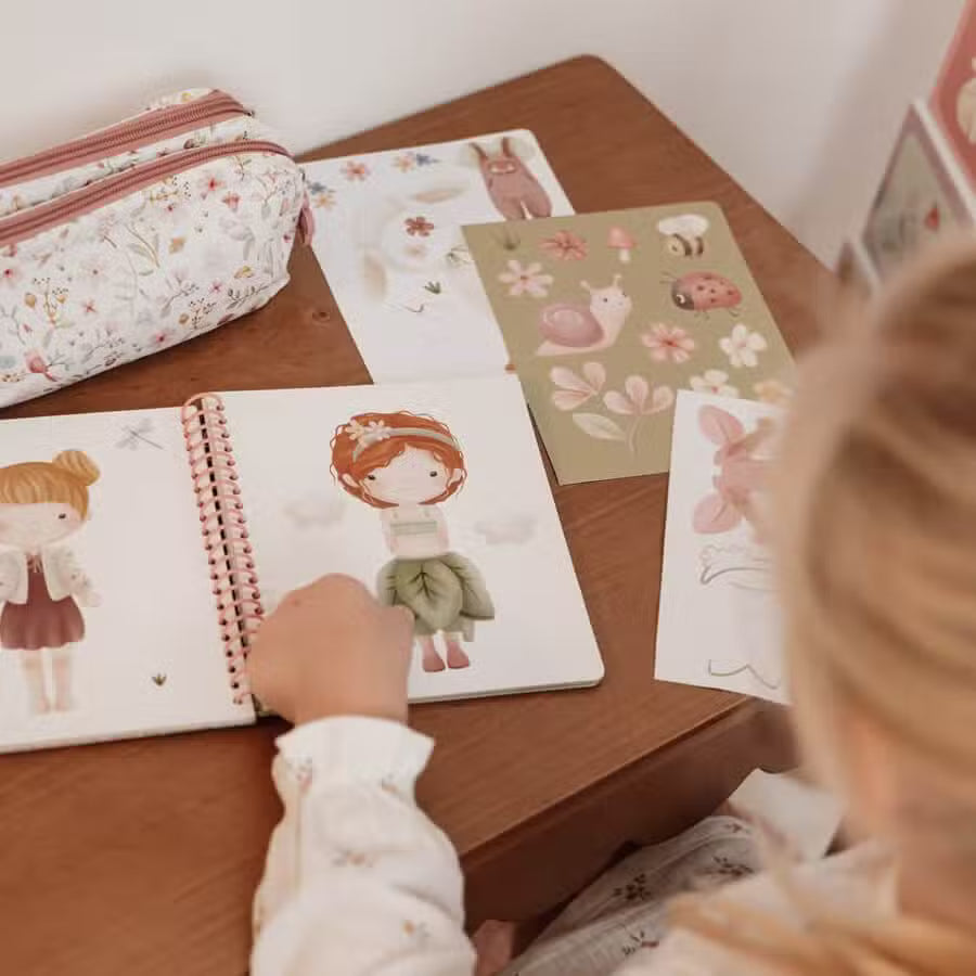 Little Dutch Dress Me Up Pige