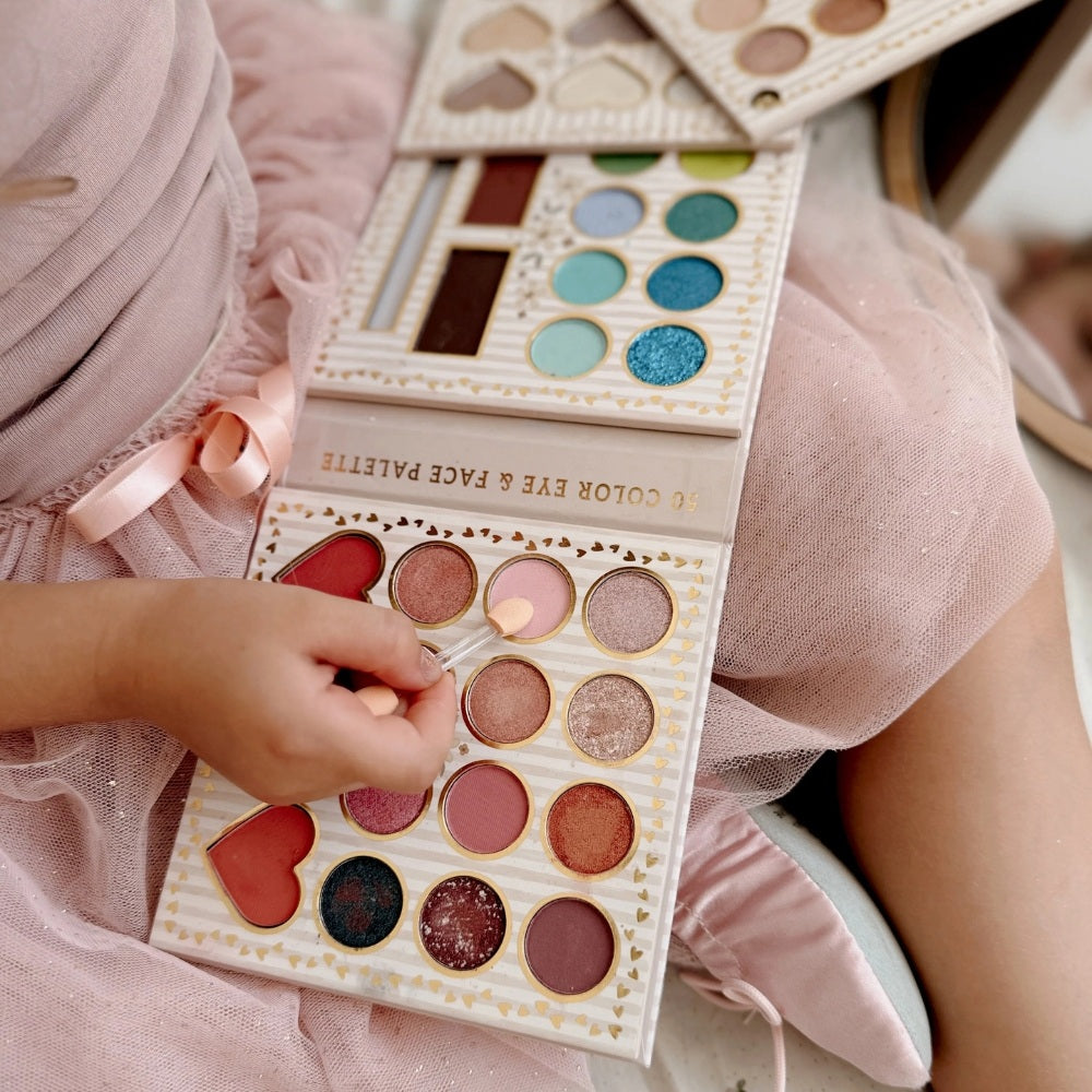 Mrs Ertha Min Første Makeup