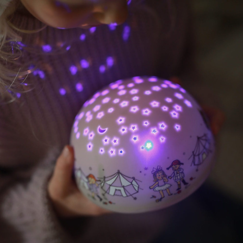 Pippi Langstrømpe Natlampe Med Stjernehimmel