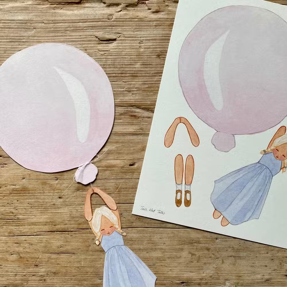 Tall Hat Tales Lyserød Ballon Med Pige